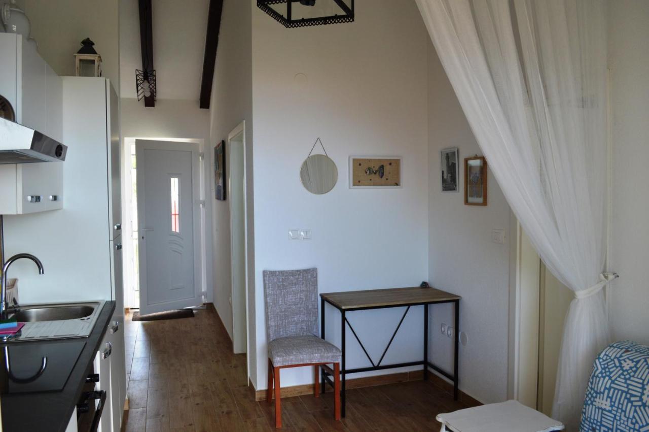 Apartments Starshine & Lighthouse Rogoznica  Bagian luar foto